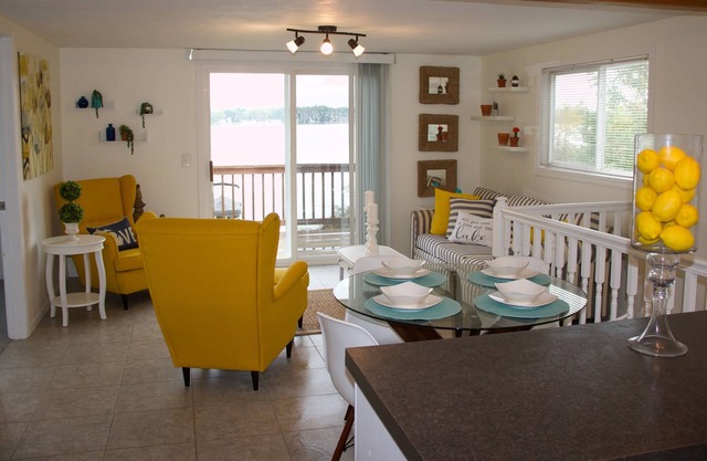 Lakefront Cottage