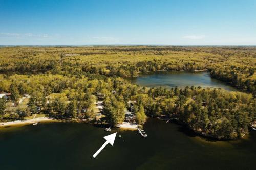 Lakefront Family Beach Escape-SUP-Pontoon Rentals