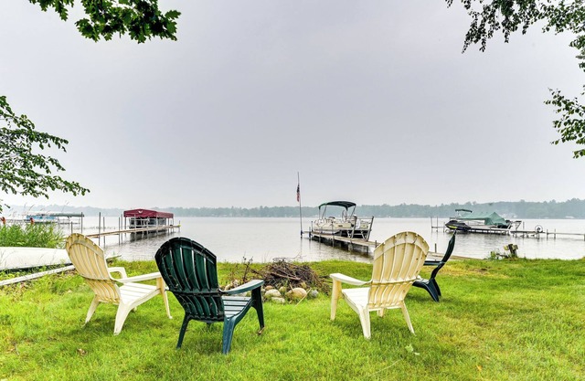 Lakefront Hale Vacation Rental w/ Hot Tub & Dock!