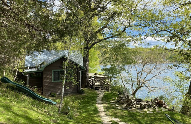 Pacífica, Cottage bañadas por el sol y casa de huéspedes en Copake Lake - puestas de sol espectaculares