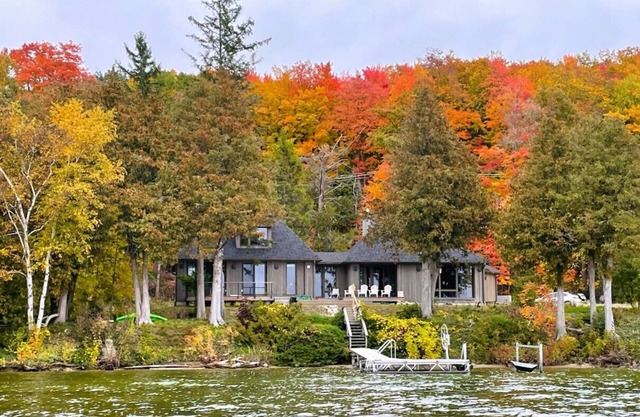 Lakefront Home, Boaters' Paradise, Family Gatherings