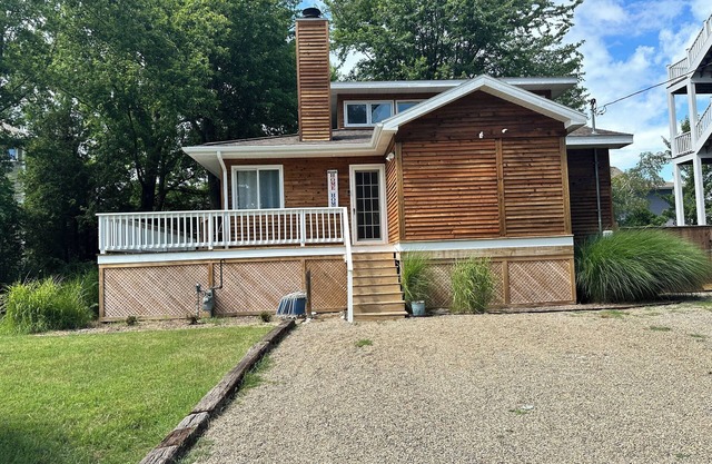 Lakefront Home with Beach Access; Pet Friendly