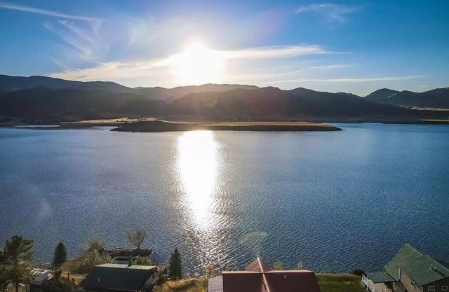 Lakefront house on Holter Lake