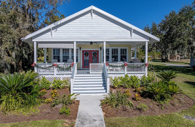 Crooked Lake Bungalow