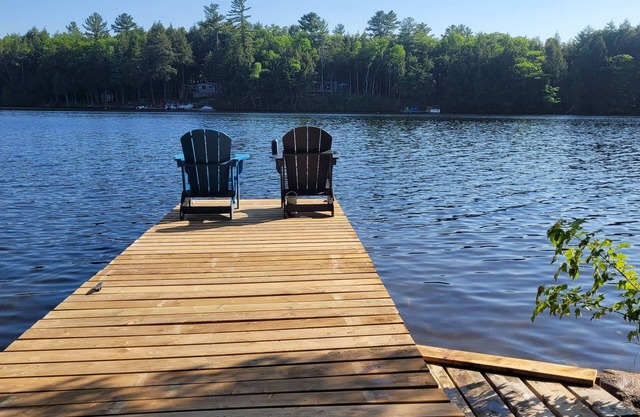 Lakefront Island cottage on Lake Muskoka - Boat Access