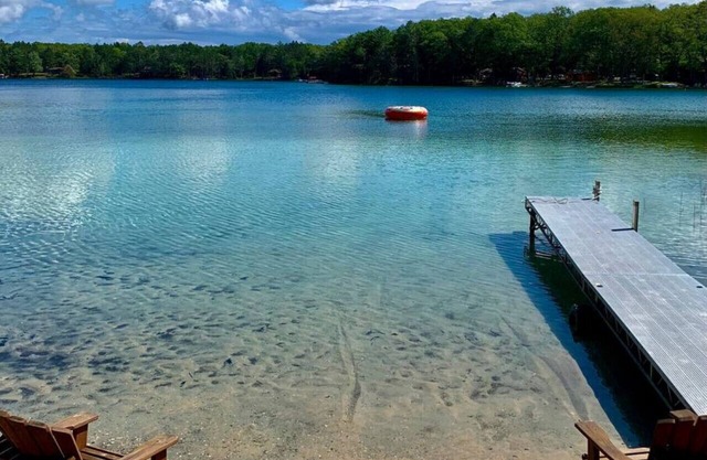 Lakefront Lodge on Shupac Lake! Pontoon/Sauna/More