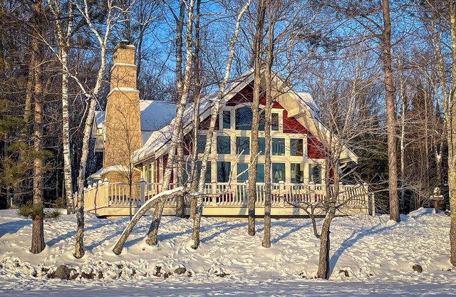 Lakefront Michigan Retreat w/ Private Dock