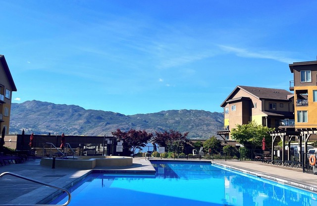 Lakefront Oasis at Barona Beach with spectacular views