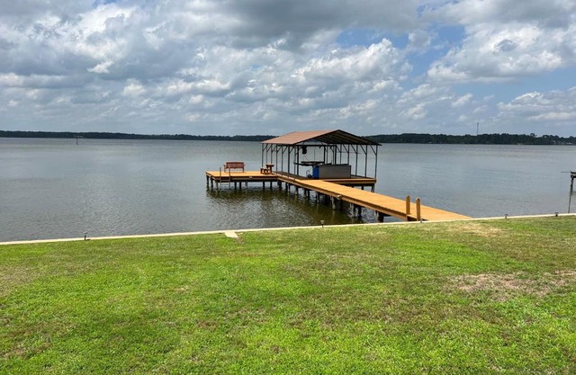 Lakefront Oasis with Private Boat Dock on Lake Palestine