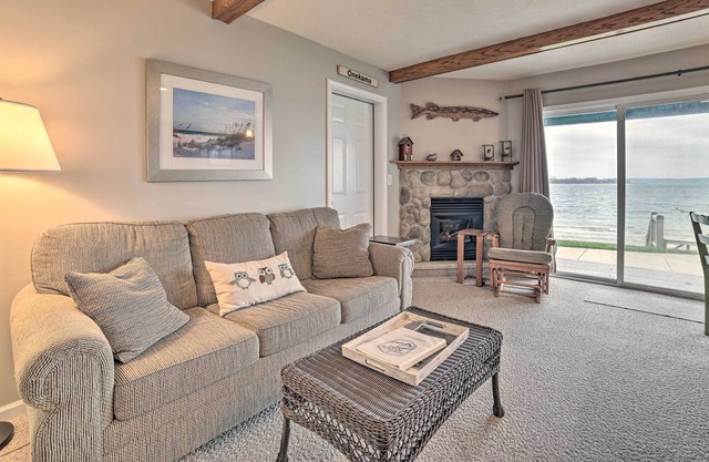 Lakefront Onekama Condo w/ Seasonal Pool!