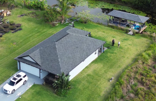 Lakefront Retreat w/ Dock, Kayaks & Sunset Views – Peaceful Escape!
