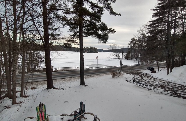 LODGE @ BIRCHWOOD COTTAGES EN LOON LAKE. Adirondack Family Friendly Waterfront