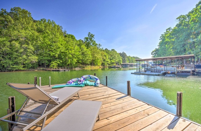 Lakefront Townville Gem w/ Boat Dock & Kayaks