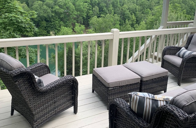 Windsor Cove Retreat para 18 en el lago Norris