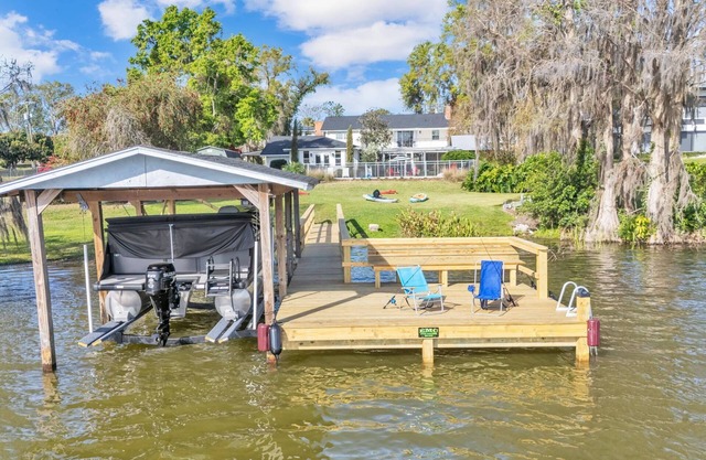 Lakeside Adventure Retreat w/ Heated Pool, Fishing Dock, Game Room & Optional 1 hr Boat Cruise*