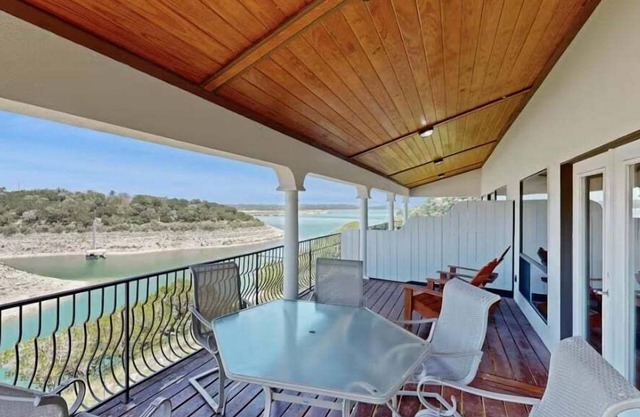 Lakeside Chardonnay Haus w/Dock & Incredible Views. Rent as 2BR or 4BR w/ Next Door Unit