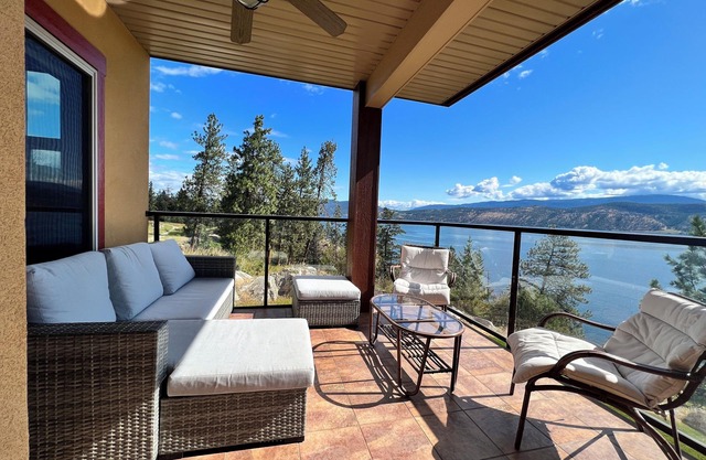Lakeside condo at Lake Okanagan Resort