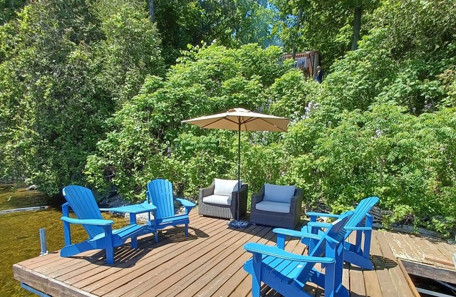 Lakeside cottage in beautiful Prince Edward County