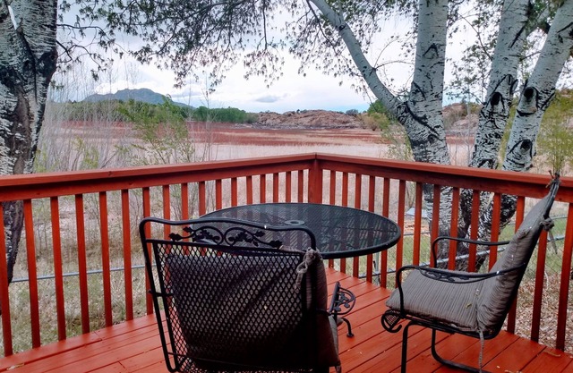 Lakeside, Dog friendly, Spectacular views, RV/ Trailer parking