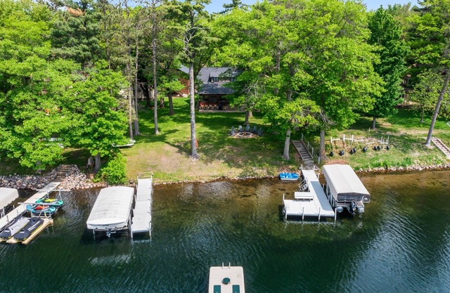 Lakeside Cabin | Water & Cycling Adventures