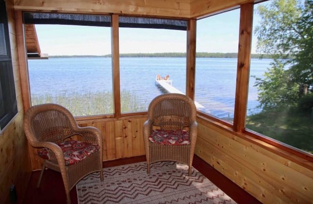 Lakeside Guesthouse with Screen Porch