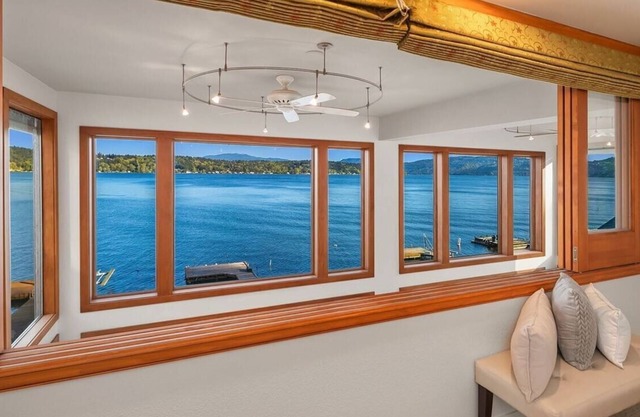 Lakeside Haven Escape