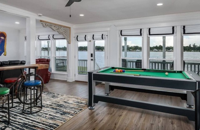 Lakeside Villa | Luxury & Leisure at FR