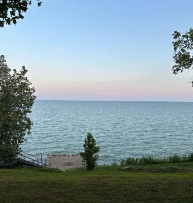 Lakeside Village Park Motel