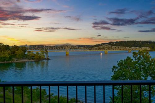 Lakeview At Table Rock