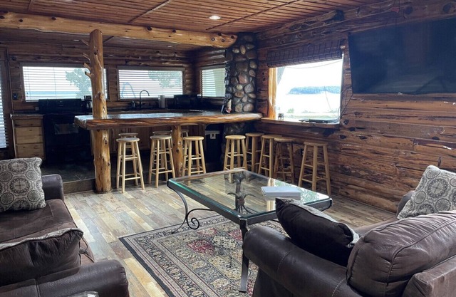 Lakeview cabin on Lake Texoma at Little Mineral