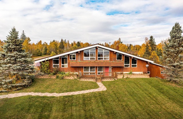 Lakeview chalet by Gooseberry Falls with sauna