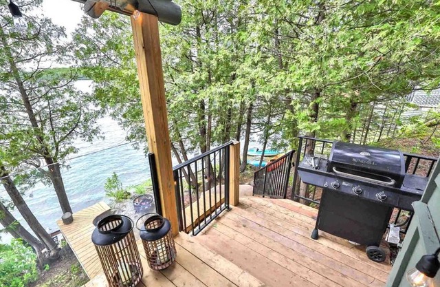 Lakeview Cottage on Lac Heney