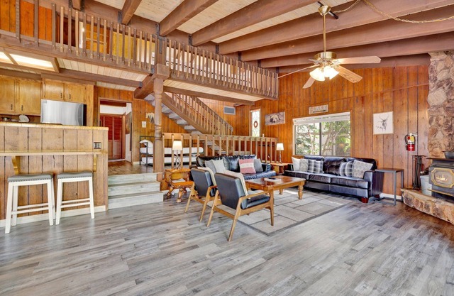 Lakeview Fishing House #121