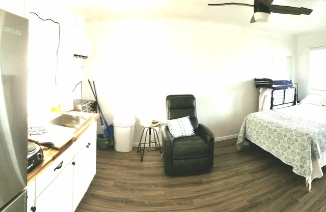 Lakeview Luxury Resort Studio #19