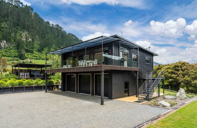 Lakeview Oasis - Lake Whakamaru Retreat