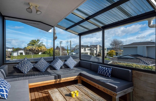 LAKEVIEW OASIS - RAINBOW POINT HOLIDAY HOME in Rainbow Point