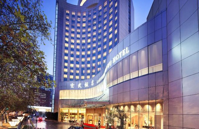 Lakeview Xuanwu Hotel