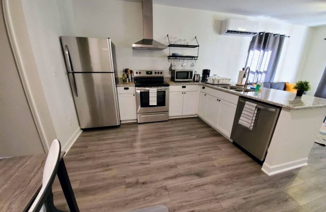 Lakewood Lyon Park Renovated Cottage Near Duke 26A