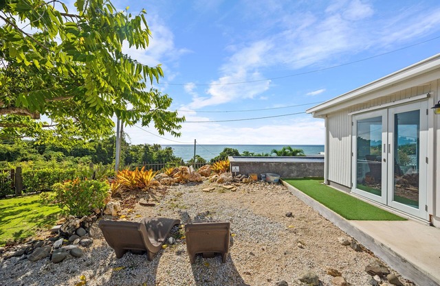 LaMcArena Beachfront Retreat