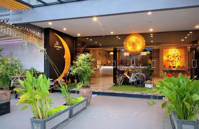 Lamoon Resotel