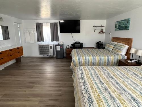 Lamplighter Lodge