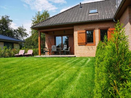 Landhaus am See von Robertville
