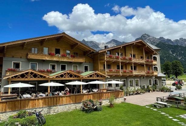 Landhotel Strasserwirt