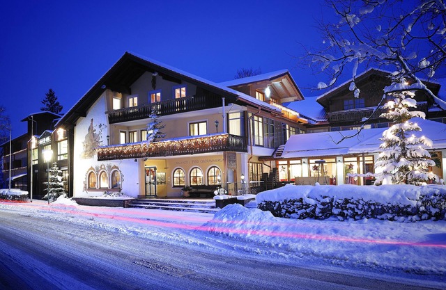 Landhotel Böld and Restaurant Uhrmacher Oberammergau