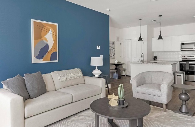 Landing | Chic 1BD, Clubhouse, Pool