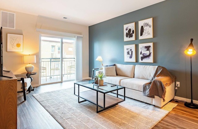 Landing at Vanguard - 1 Bedroom in Newberry