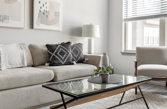 Landing at Bottle House on Main - 1 Bedroom in ...