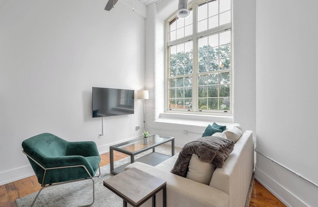 Landing | Amazing 1BD, Yoga Studio, Gym