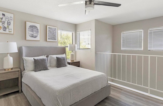 Landing at Axis Waterfront - 1 Bedroom in Downt...