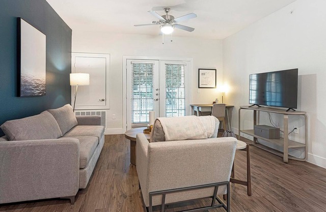 Landing at Esperanza - 1 Bedroom in Alamo Ranch...